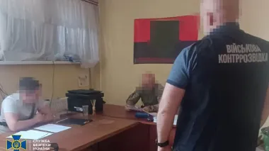 Нарахував 35 мільйонів "бойових" солдатам на Львівщині – СБУ і поліція викрили посадовця