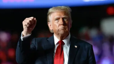 FT: Трамп раніше покинув саміт G7, бо недолюблює Макрона і не хотів бачитися зі Зеленським
