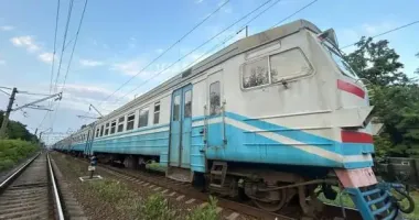На Київщині потяг збив 42-річного чоловіка: машиніст не встиг загальмувати