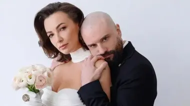 Зірка "Ліги сміху" Віктор Розовий офіційно розлучився з дружиною через рік після одруження