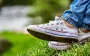 Как вывести пятна от травы с одежды: 4 проверенных способа