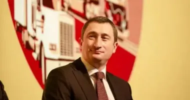 УП: віцепрем'єр-міністр Чернишов на тлі скандалу не збирається добровільно повертатися в Україну