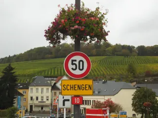 EU countries want to close Schengen to hundreds of thousands of Russians