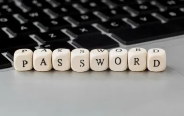 Як видалити збережені паролі з Chrome, Safari та інших браузерів, щоб не стати жертвою злому
