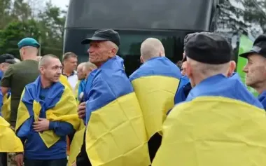 All defenders released as part of today’s exchange have injuries or severe medical diagnoses, - Coordination Headquarters. VIDEO+PHOTOS