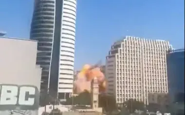 Iran attacks Haifa in northern Israel with ballistic missiles: casualties reported. VIDEO&PHOTOS