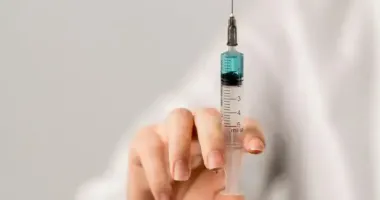 Перша в світі вакцина для запобігання ВІЛ: скільки це буде коштувати