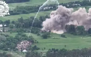 Ukrainian aviation strikes Russian invaders’ headquarters in Tiotkino, Kursk region. VIDEO