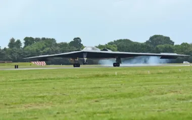 США перебрасывают бомбардировщики-невидимки B-2 ближе к Ирану, - СМИ