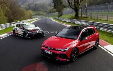 Самый быстрый: Volkswagen представил эксклюзивный Golf GTI в честь празднующего 50-летия