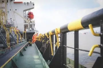 Последствия авиаударов США по Ирану: что происходит с крупнейшими нефтяными судами