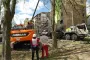 В пятиэтажку в Киеве было прямое попадание ракеты: под завалами может быть военный