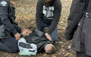 "Вона порушила традиції": школяр урятував дівчинку, яку хотіли задушити власні батьки