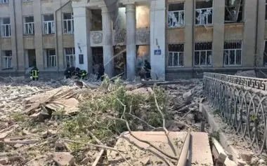 Russian forces strike Bilhorod-Dnistrovskyi with ballistic missiles: educational institution destroyed, 2 dead, 12 injured (updated). PHOTOS