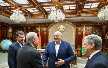 Келлог про зустріч із Лукашенком: обговорили війну в Україні та мирні зусилля Трампа