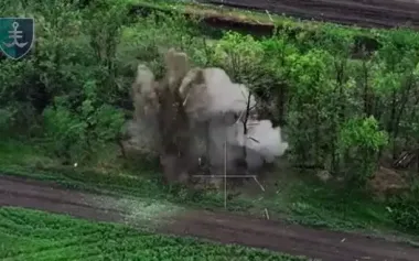 Defense Forces detect and eliminate group of occupiers hiding in tree line near our positions. VIDEO