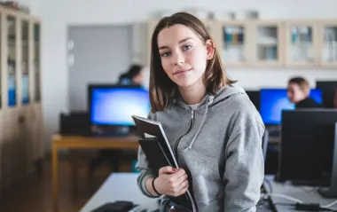 Все о поступлении-2025: когда подавать заявления, сдавать экзамены и ждать рейтинги