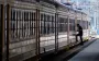 Как выглядит поврежденный поезд после атаки РФ по Днепру (видео)