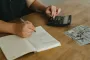 В Украине выросли зарплаты чиновников: кому платят больше всего