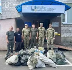 Из браконьерских сеток в маскировочные: экологи из Житомирщины помогают ВСУ