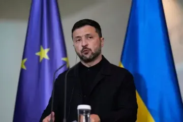 Зеленский рассказал, передаст ли власть другому лидеру