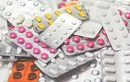 Вчені навчилися створювати парацетамол із пластикових пляшок