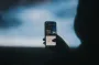 Беззвучный режим: как тишина в телефоне изменяет поведение и мышление