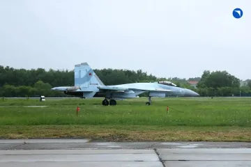 "Приближать победу": в России изготовили новые истребители Су-35С и передали их ВКС РФ