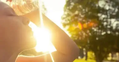 В Україну повертається спека до +34 градусів