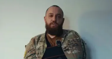 В Івано-Франківську двоє чоловіків напали на військового: поліція оголосила підозру чоловікам 24 та 25 років