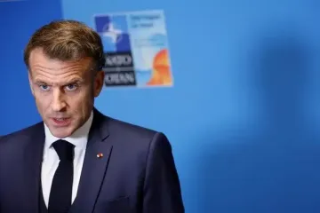 Макрон пропонує країнам ЄС задуматися над діалогом з Росією