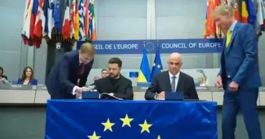 Історична подія: Україна підписала Угоду про створення Спеціального трибуналу щодо російської агресії