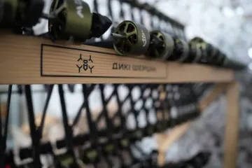 Летает на высоте лайнера: в Украине "Дикие шершни" разработали новый дрон-перехватчик (видео)
