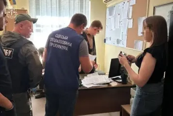 Служба "мертвих душ" у війську завдала збитків на мільйони гривень