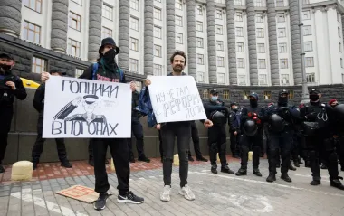 Страна движется к демократии или авторитаризму: мнения украинцев разделились