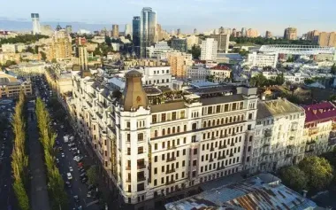 Российские олигархи через партнеров открывают казино в центре Киева: что известно