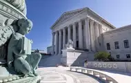 Верховный суд США запретил нижестоящим судам блокировать указы Трампа