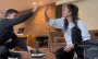 Ремонт шел по плану, пока супруги не нашли лису у себя на кухне (видео)