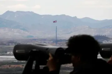 Американці спробували переправити до Північної Кореї їжу, гроші та Біблії: чим це закінчилося