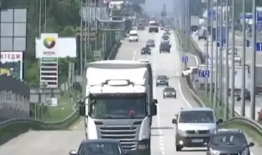 Коли спека - це не тільки про пляж: на дорогах запровадили нові правила для авто, не пропустять проїхати