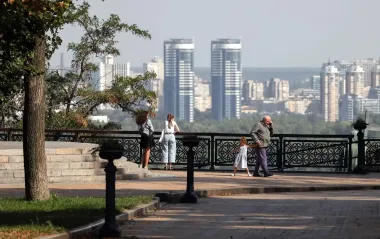 Грози, спека і шквали: якою буде погода в Україні 30 червня