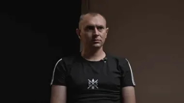 Ukrainian soldier branded with "Glory to Russia" on his body speaks of torture and his wish to return to service