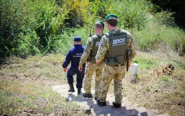 Знайшли "переправників" у соцмережах: ДПСУ зірвала чергову спробу незаконного виїзду