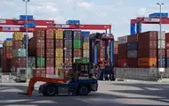 Європейські порти переповнені через мита Трампа