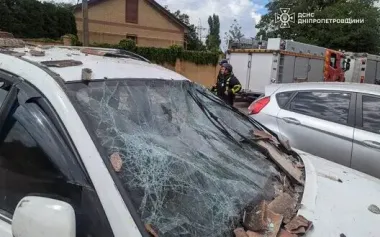 Enemy strikes with "Shahed" near TCR building in Kryvyi Rih, no personnel losses, civilians wounded - Land Forces