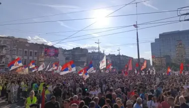 Large-scale anti-government protests continue in Serbia