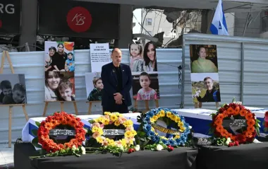 В Ізраїлі попрощалися з п’ятьма українцями, які загинули через іранський ракетний удар (фото)