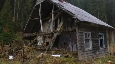Приезжала Леся Украинка: известный курорт в Карпатах стал "селом-призраком" (фото)