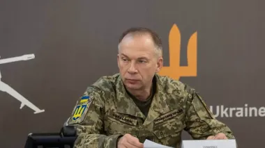 Сирський заборонив скупчення військових і техніки у навчальних центрах