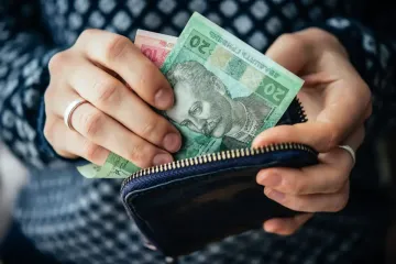 Новые выплаты, правила техосмотра, аннулирование статуса ВПЛ и НМТ-2025: что меняется с 1 июля